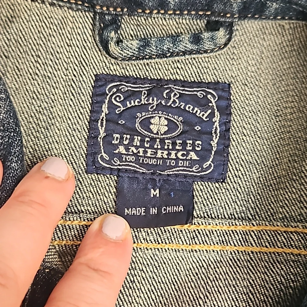 🍀Lucky Brand Denim Jacket 🍀 - Picture 2 of 5